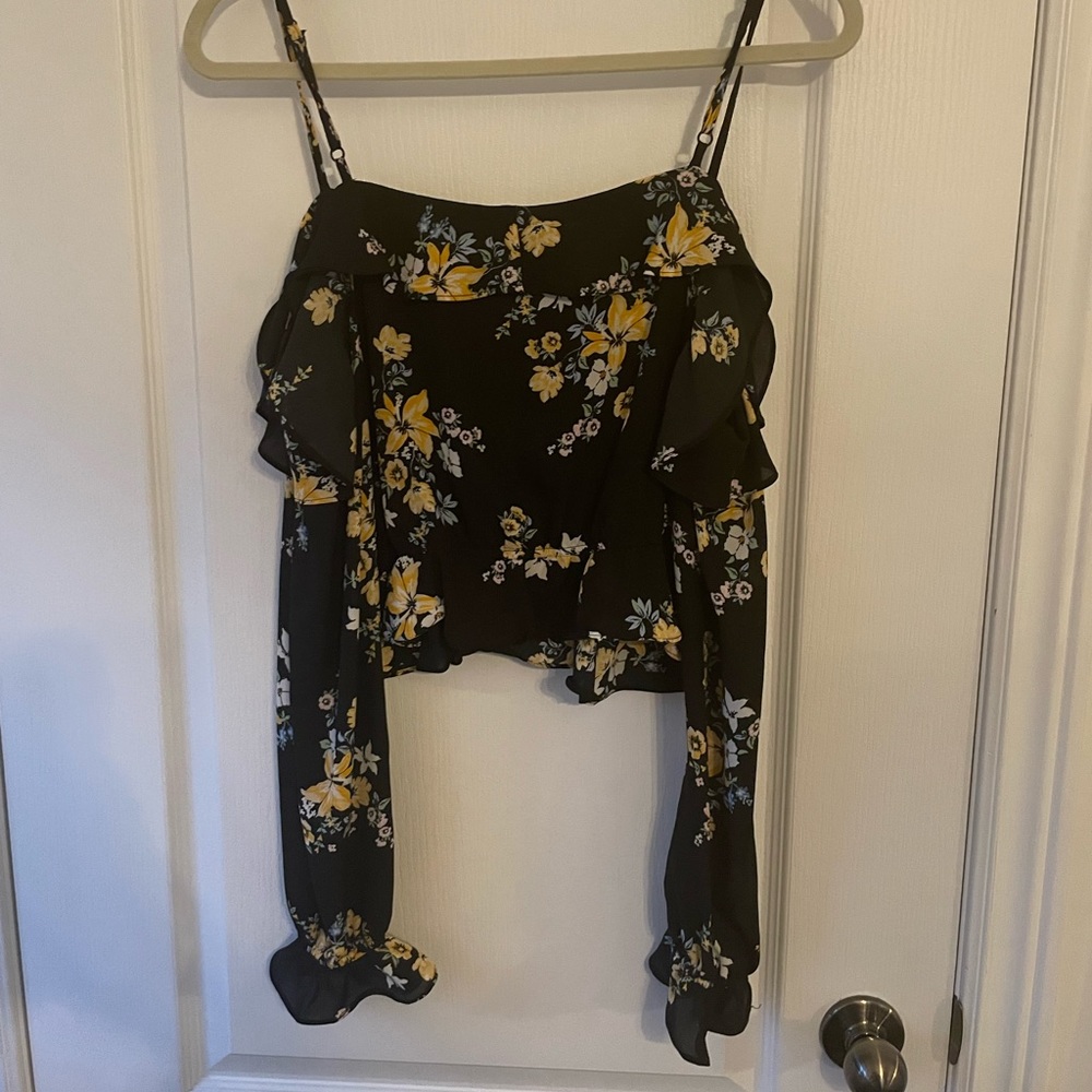 H&M Floral Ruffle Shirt - Picture 5 of 7